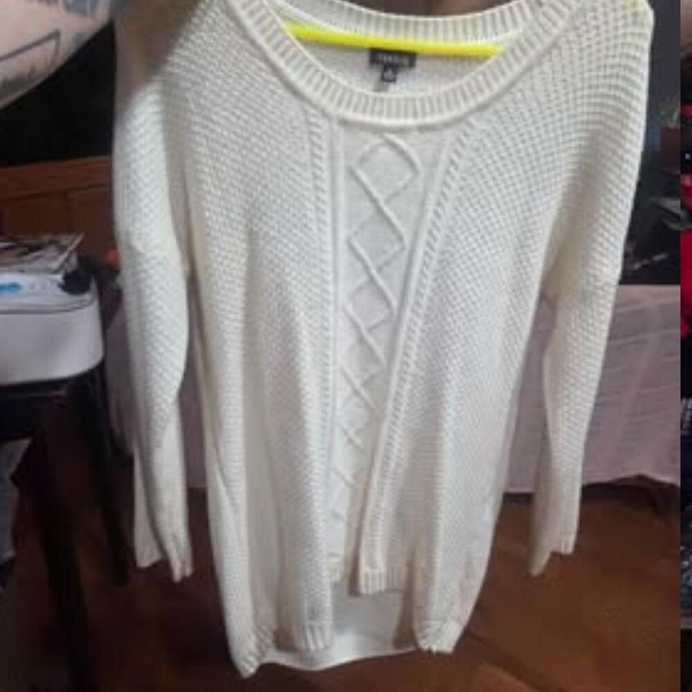 Torrid Women's White and Cream Jumper